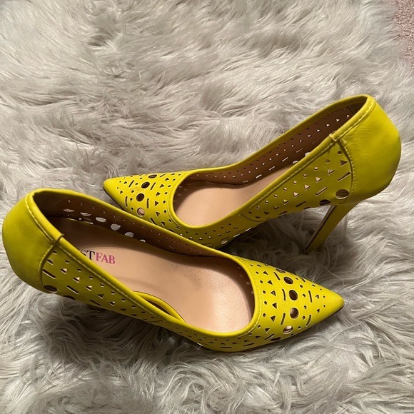 Sz 11 Justfab 5in heels - Picture 3 of 4